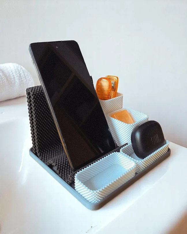Meshed Desk Organizer